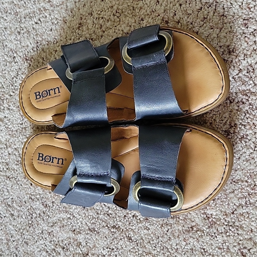 NWOT - Born blue leather sandals, women's 7, adjustable straps